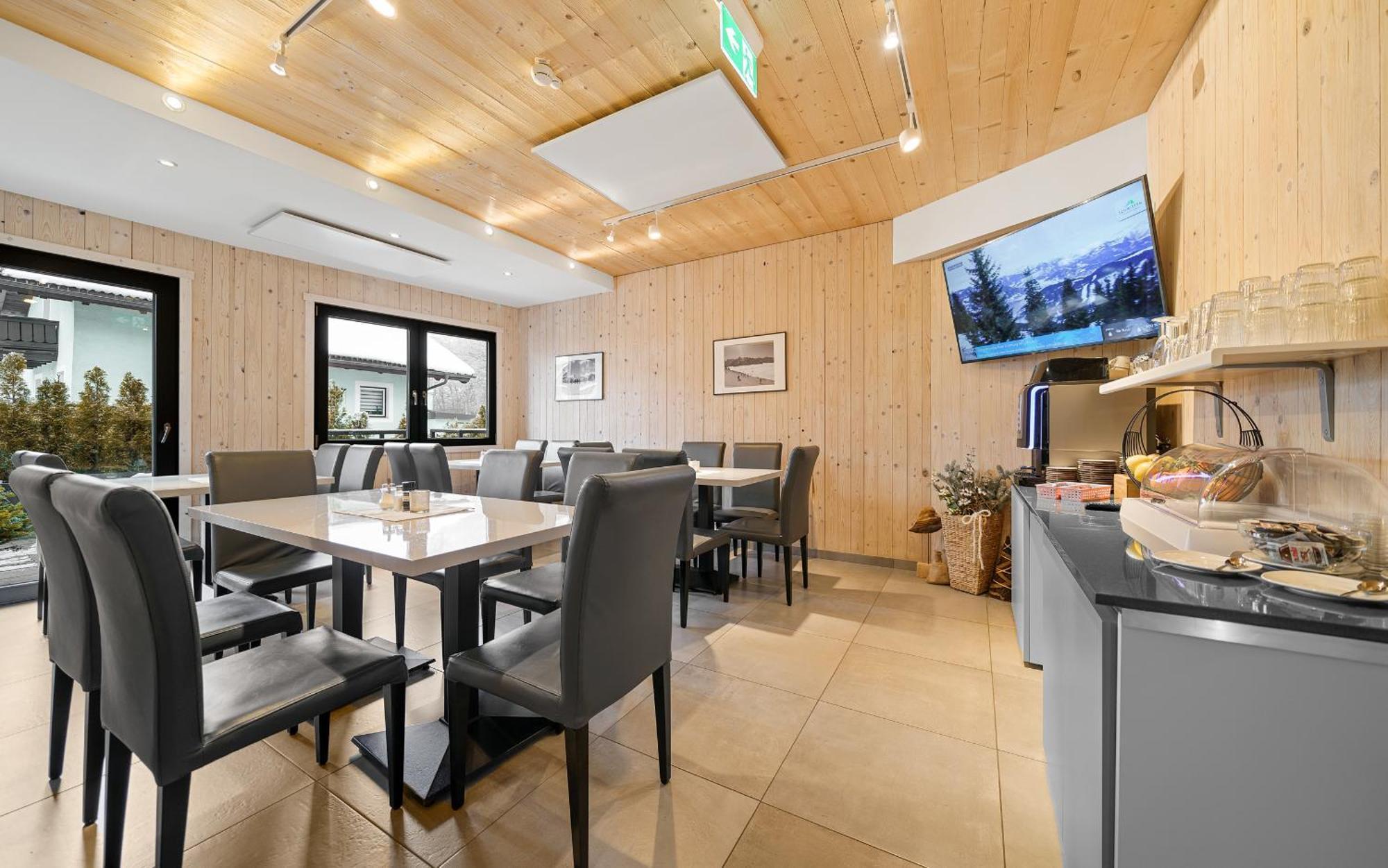 Aparthotel Zell Am See Exterior photo